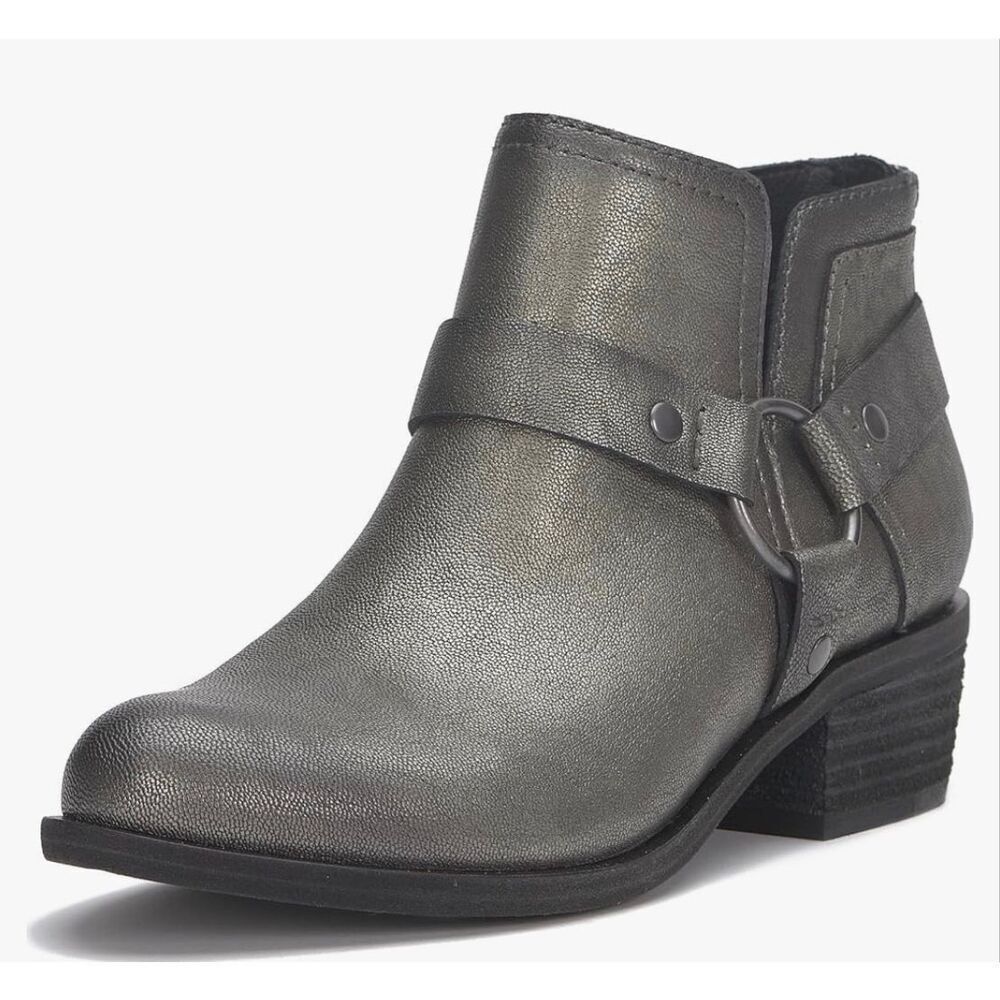 Lucky Brand Boltin Size 5.5